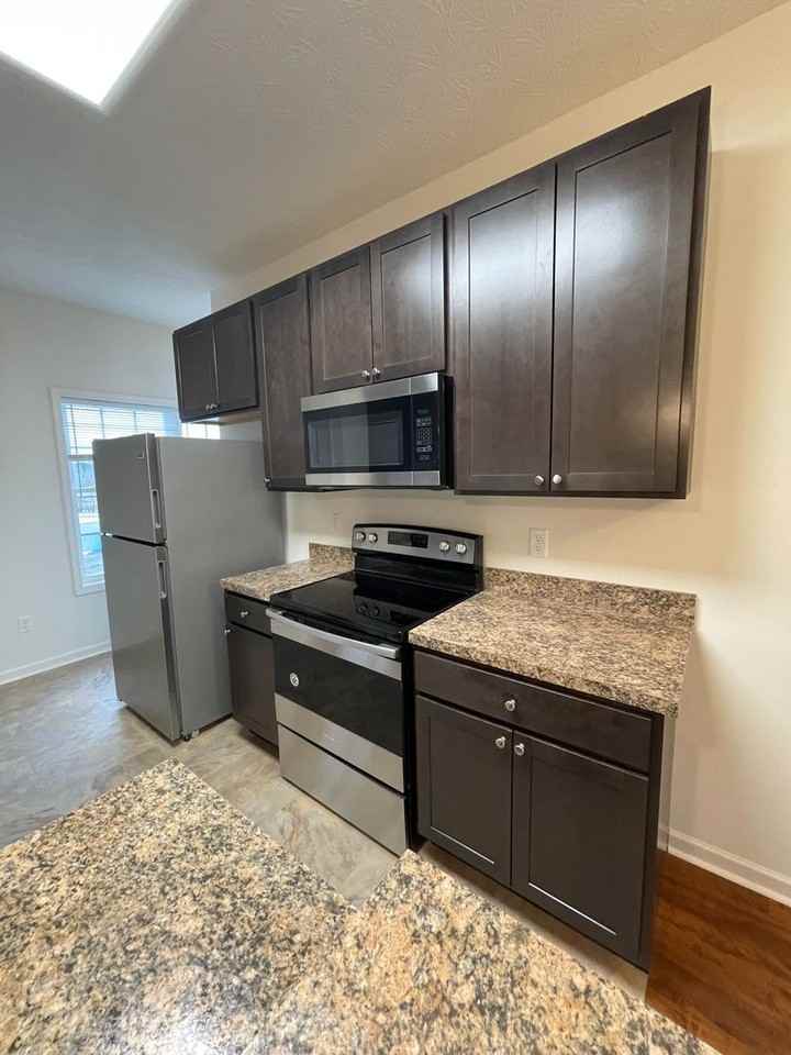 2891 Congers Creek Rd #2 - Photo 2 of 22