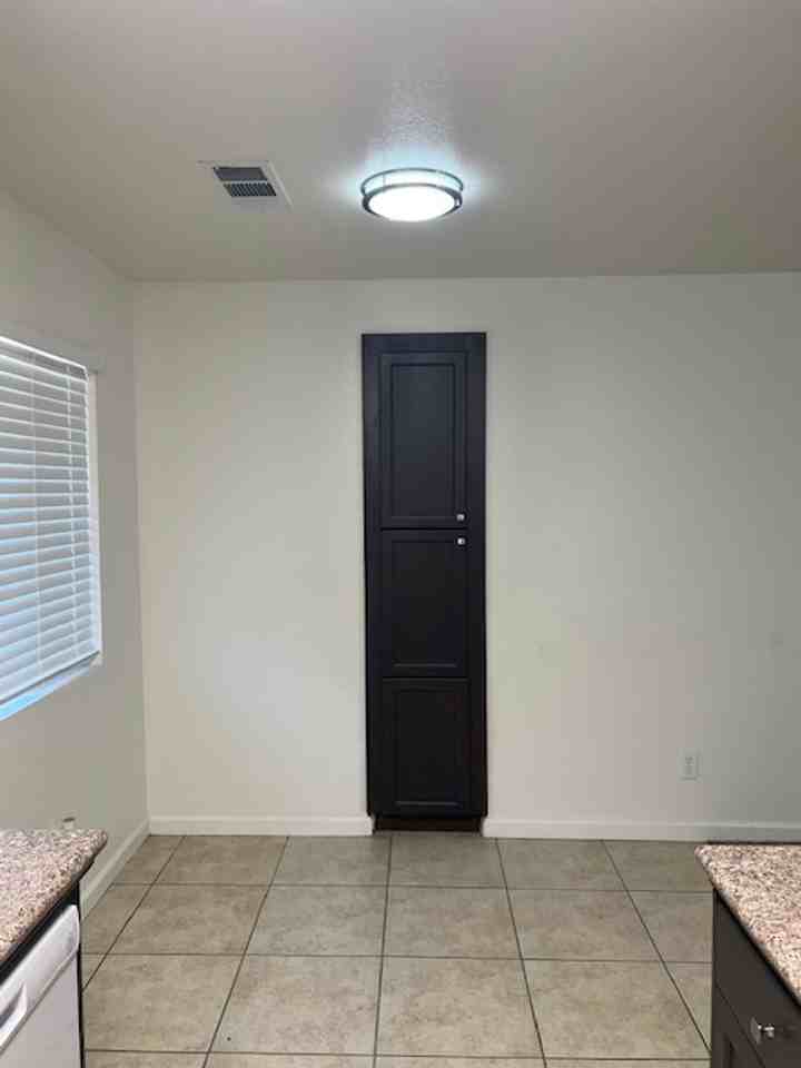 755 F St - Photo 3 of 29