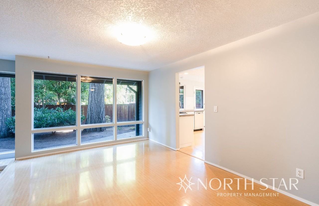 5630 Sw 152nd Ave - Photo 7 of 31