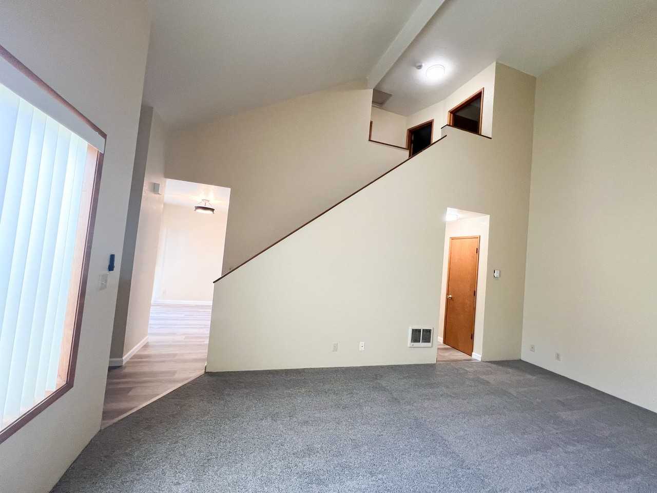 5440 NH -GLENRIDGE PLACE LLC - Photo 4 of 45