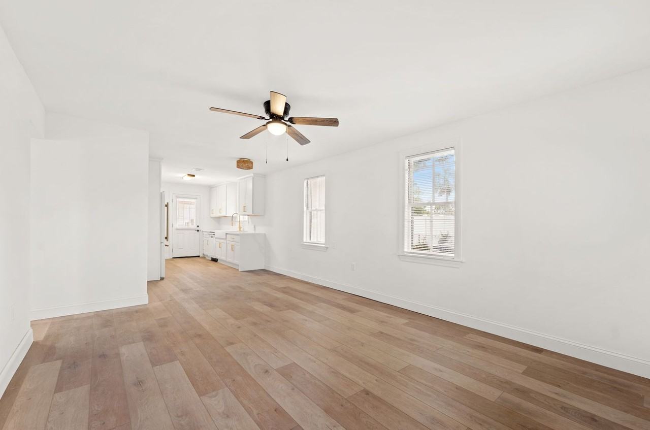 1002 1st Ave S - Photo 6 of 34