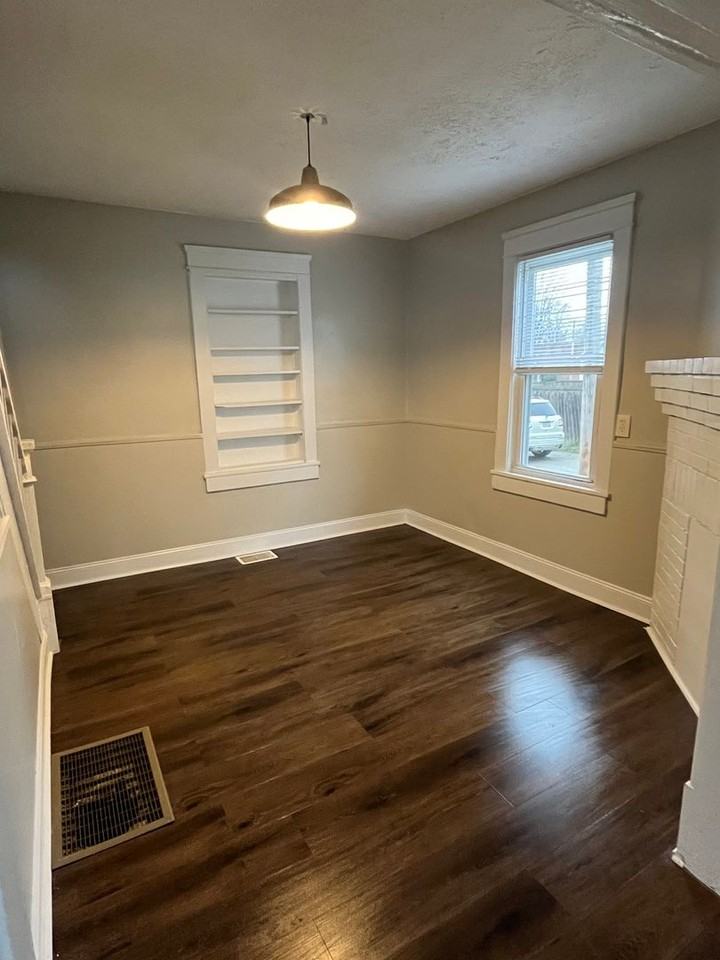 1006 31st St - Photo 3 of 27