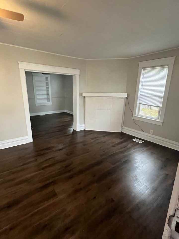 1006 31st St - Photo 6 of 27