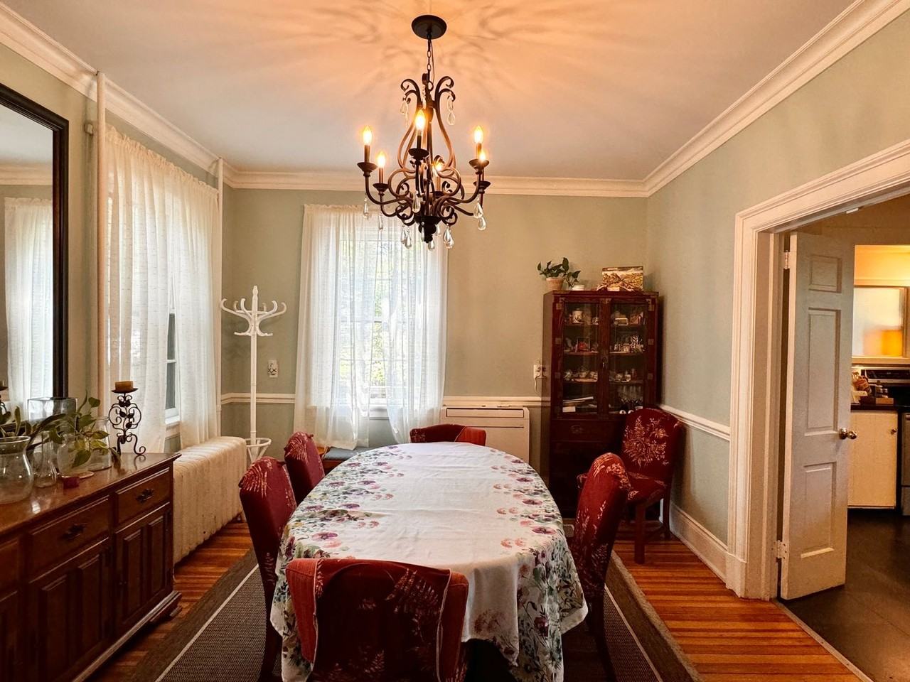 29 University Cir - Photo 5 of 50