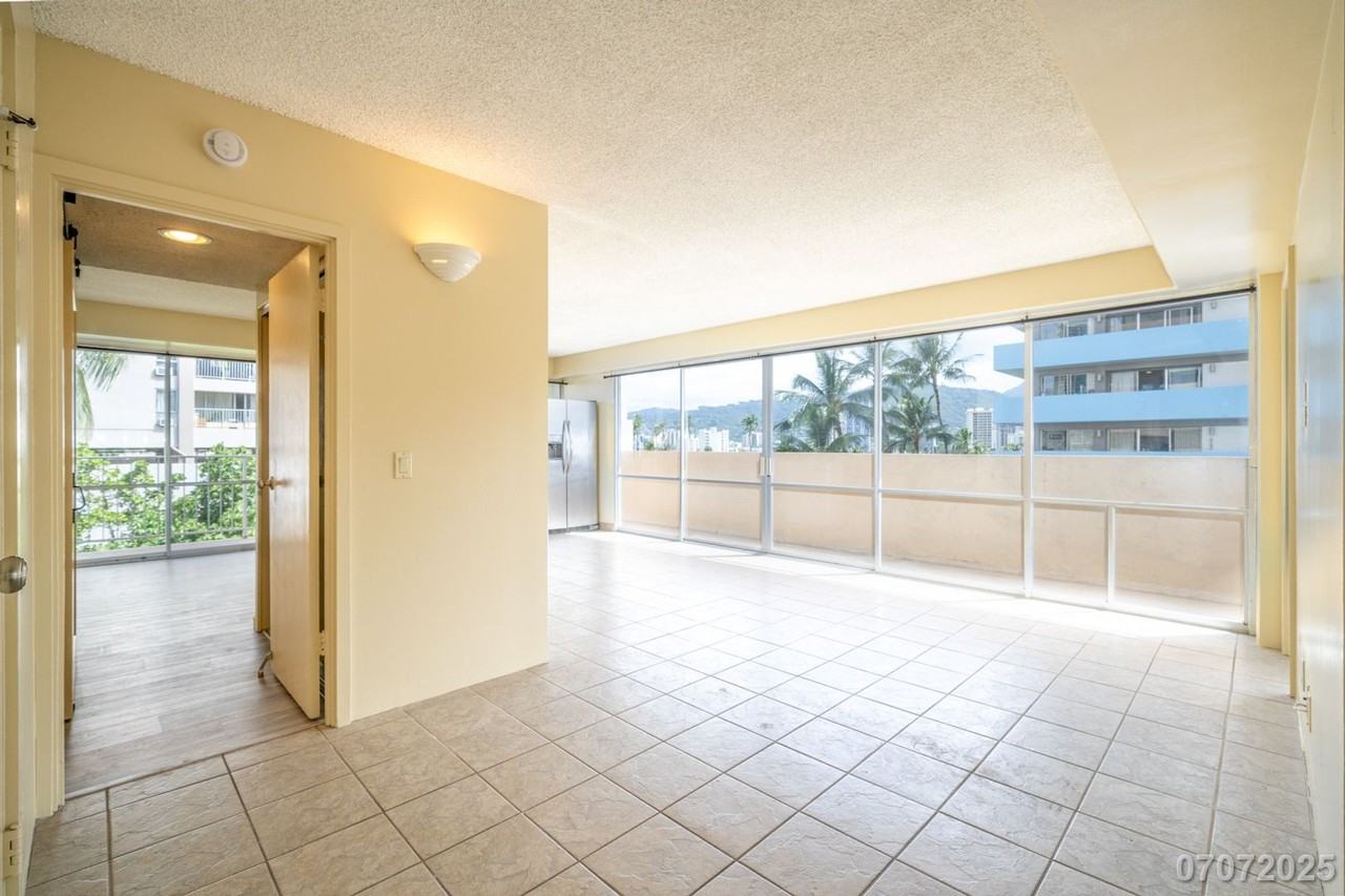 419 Keoniana St #501 - Photo 5 of 27
