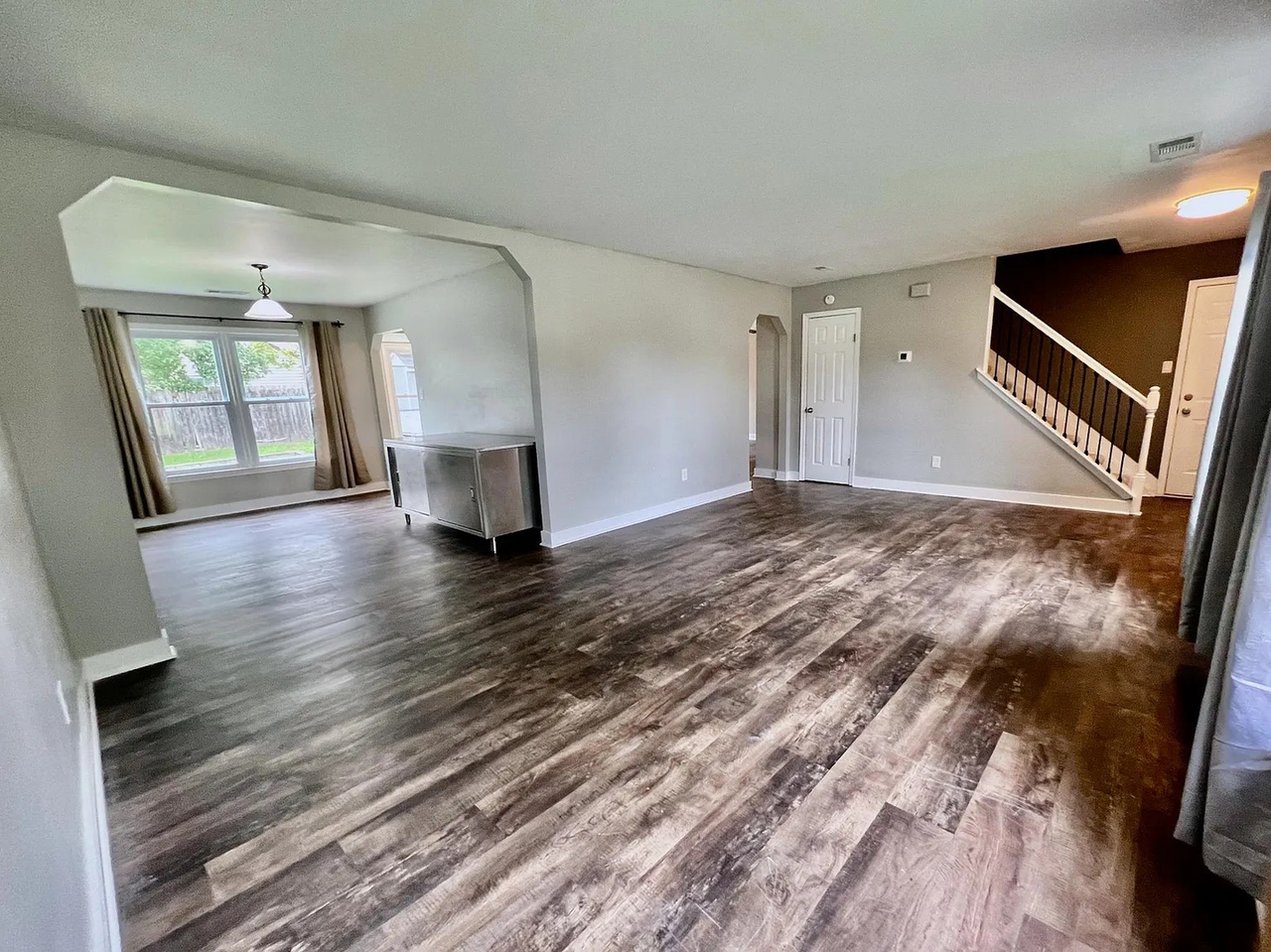 3812 Caribou Ct - Photo 3 of 28