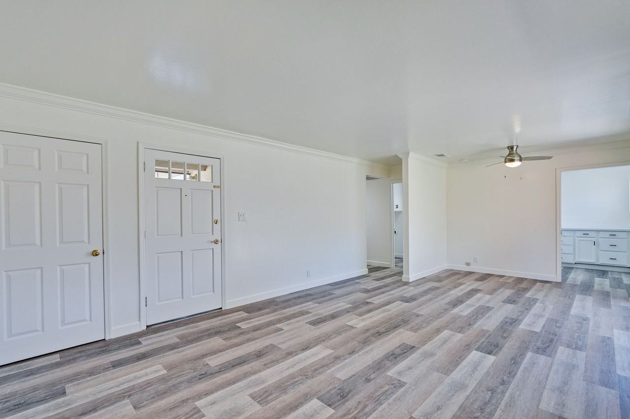 800 W Hacienda Ave - Photo 3 of 25