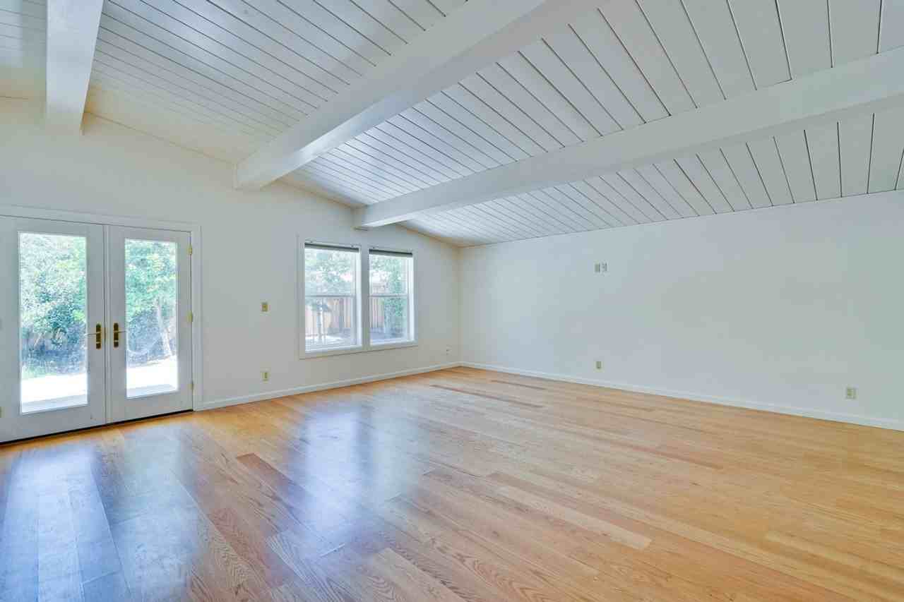 2719 Greer Rd - Photo 5 of 24