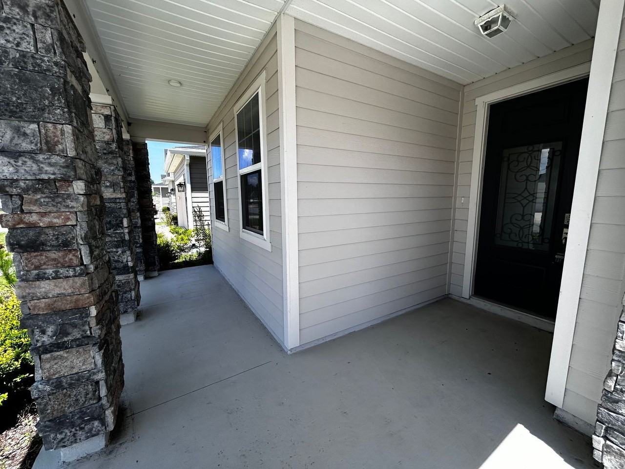 11646 Pacific Dogwood Ct - Photo 5 of 29
