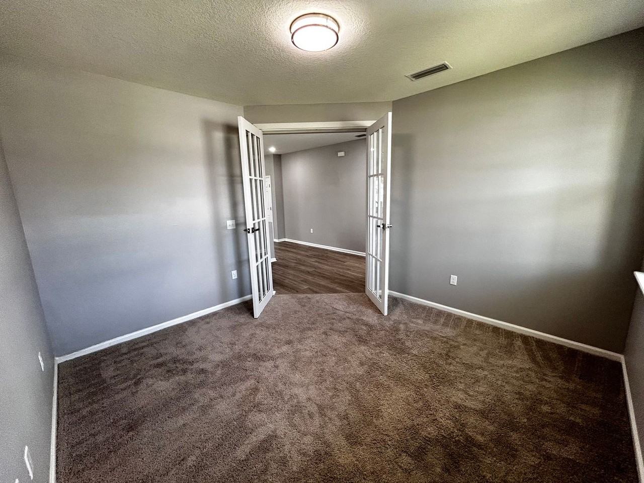 11646 Pacific Dogwood Ct - Photo 7 of 29