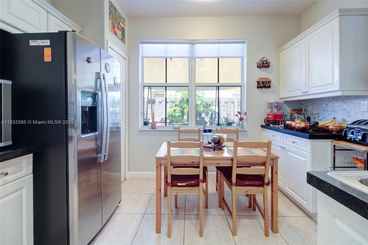 12161 Sw 123rd Pl - Photo 2 of 21