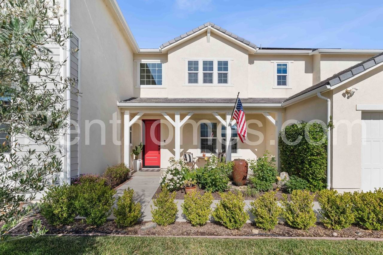 21743 Deer Grass Dr - Photo 2 of 50