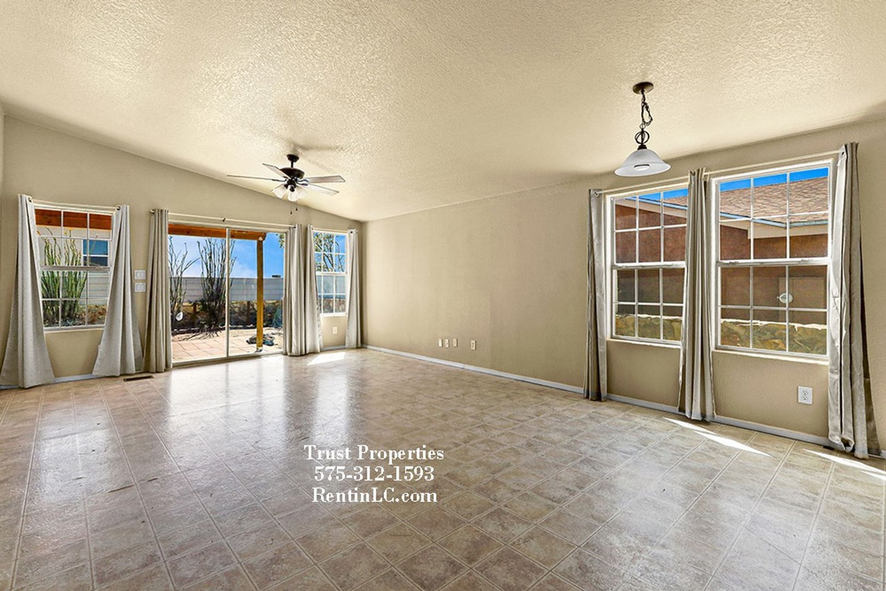 2729 Ben Boldt Pl - Photo 2 of 9