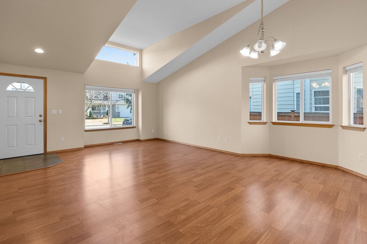 28615 227th Ave Se - Photo 4 of 25