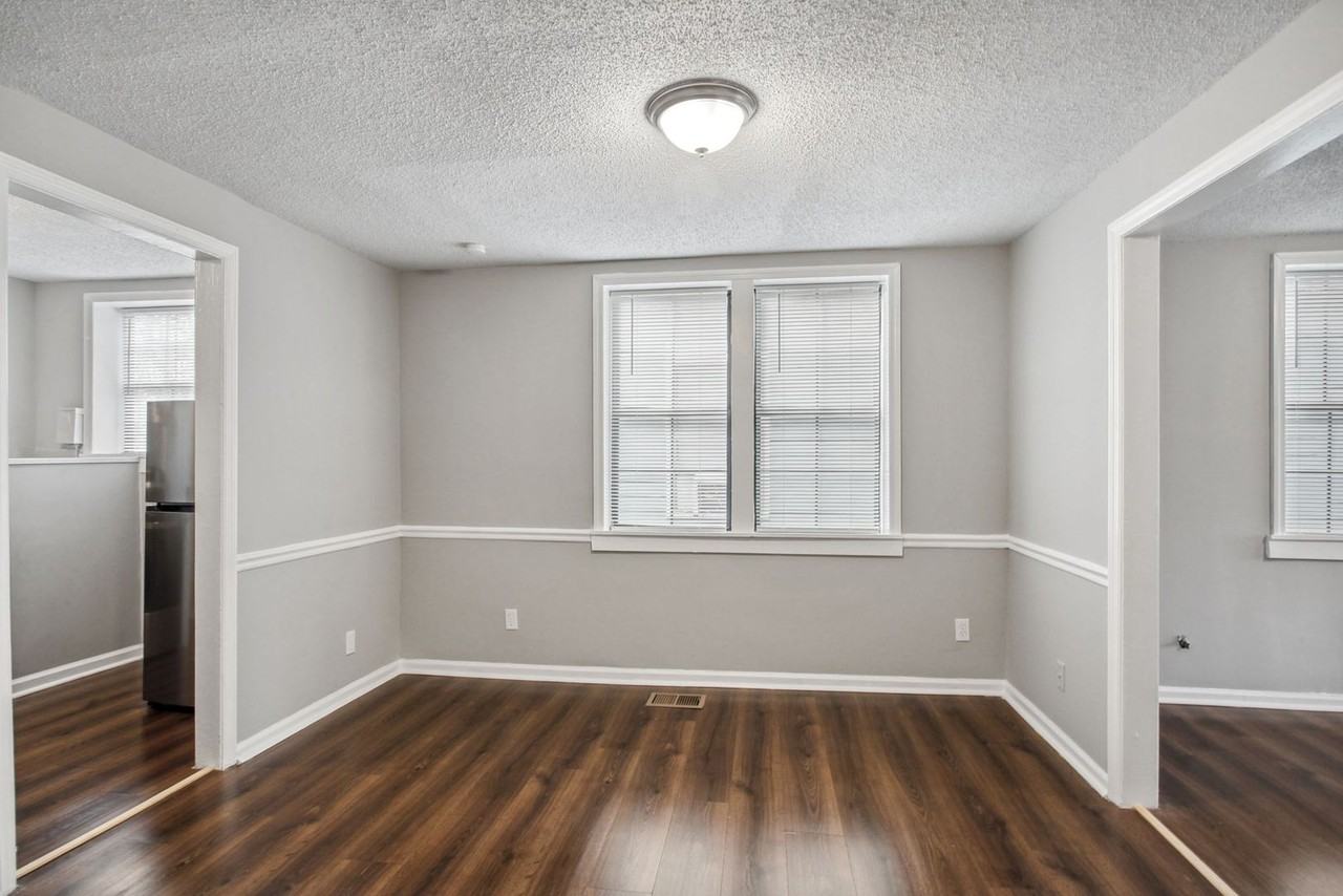 1036 West 38th Street - Photo 7 of 21