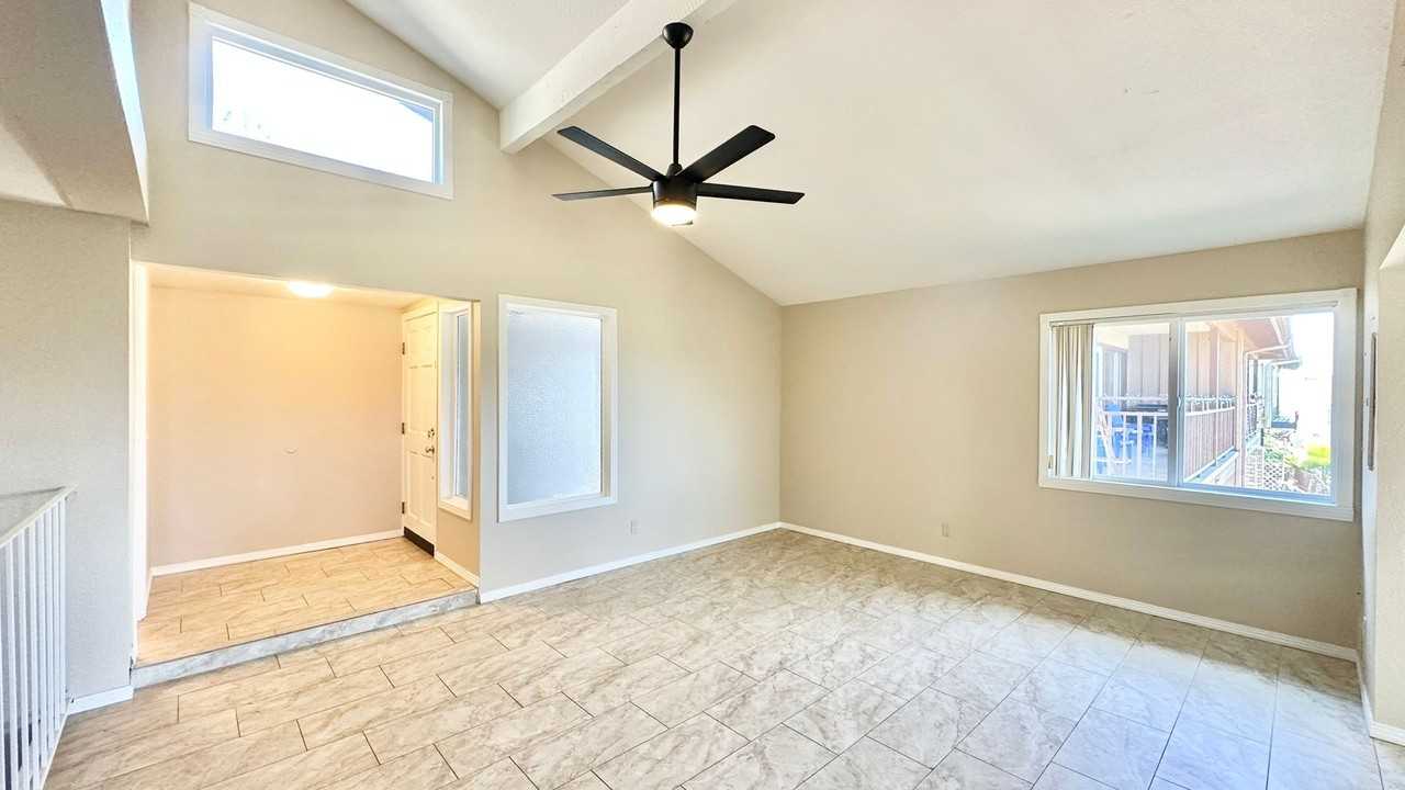 31426 Club Vista Ln - Photo 3 of 36