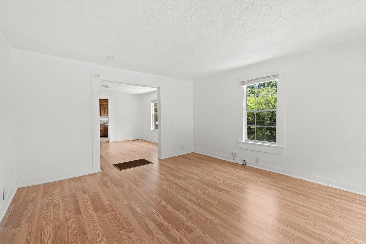 1512 22nd St Sw - Photo 2 of 19