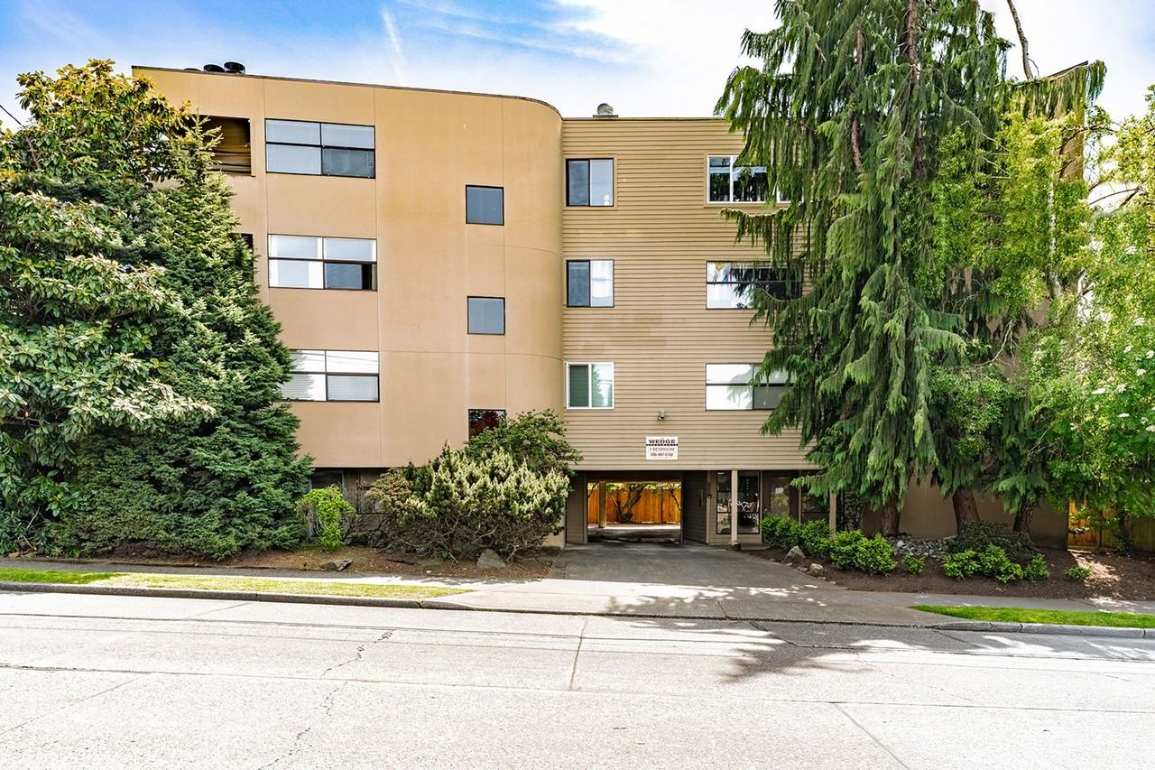 Wedge Apartments - Photo 2 of 9