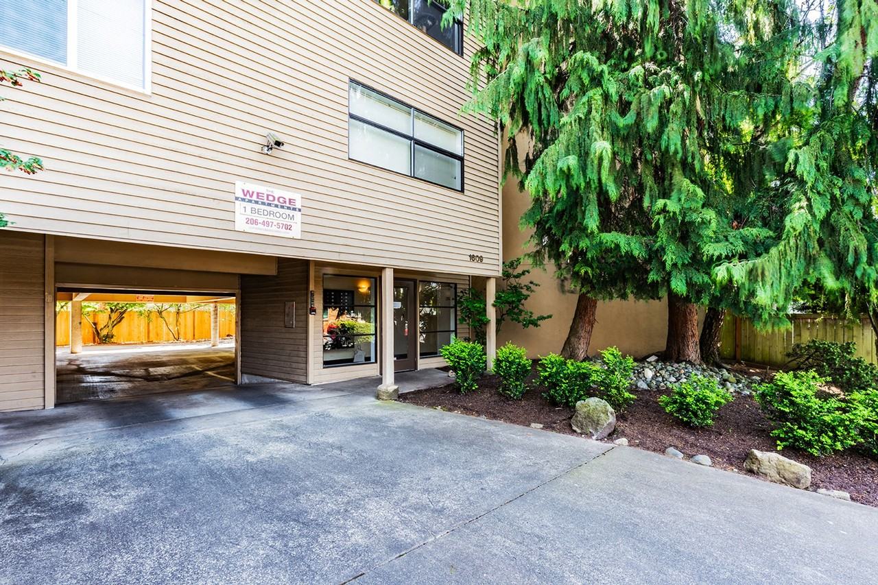 Wedge Apartments - Photo 6 of 9