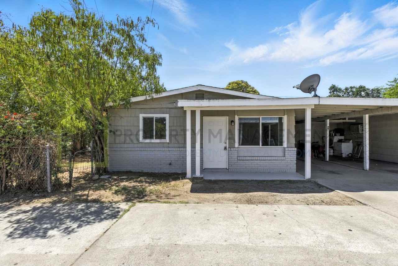 2611 Princeton St - Photo 2 of 27