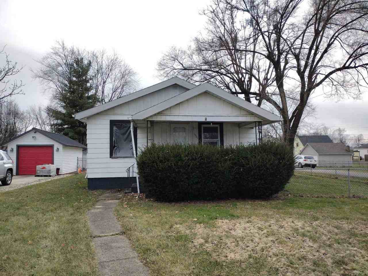 1901 E 21st St - Photo 2 of 4