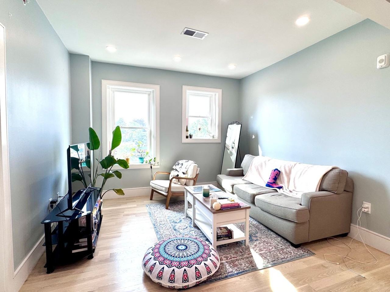 19 University Rd - Photo 6 of 18