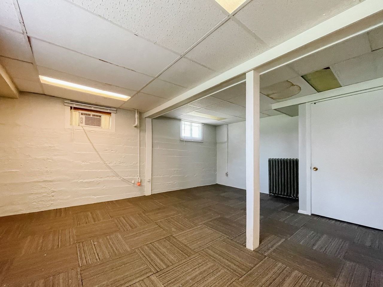 1925 E 5th St #7 - Photo 6 of 13