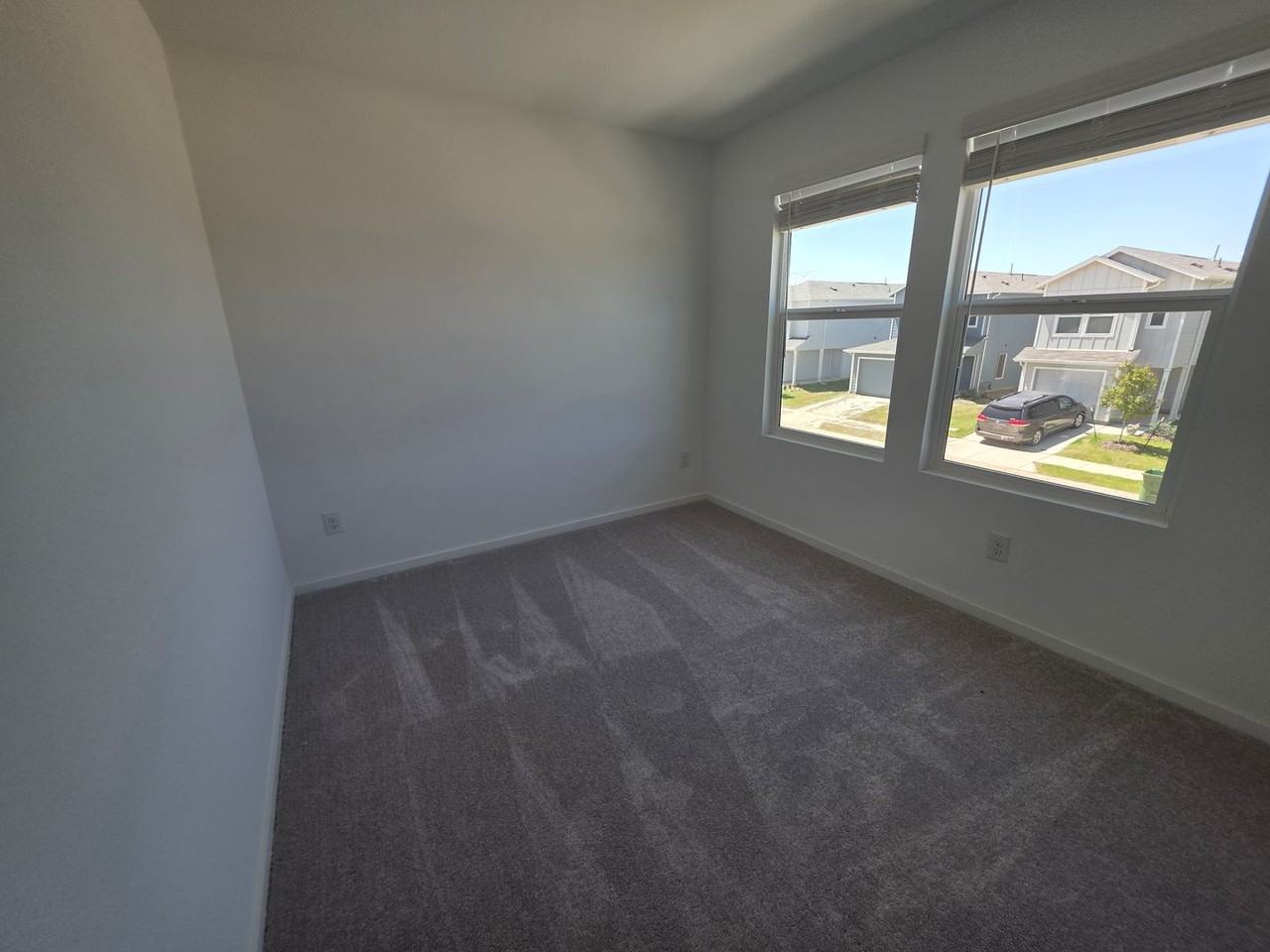 12188 Morgan Dr - Photo 6 of 17