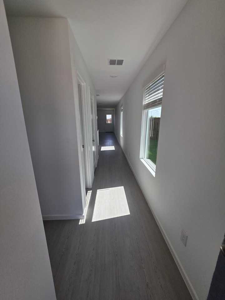 12160 Morgan Dr - Photo 7 of 17