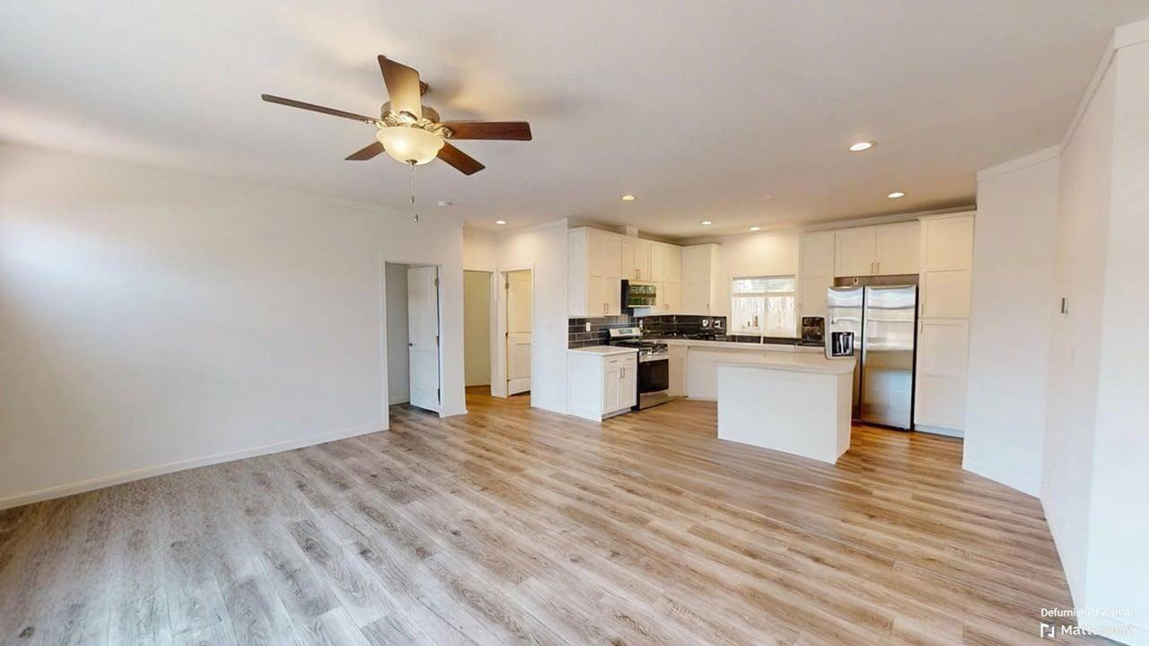 703 Columbia St - Photo 6 of 22