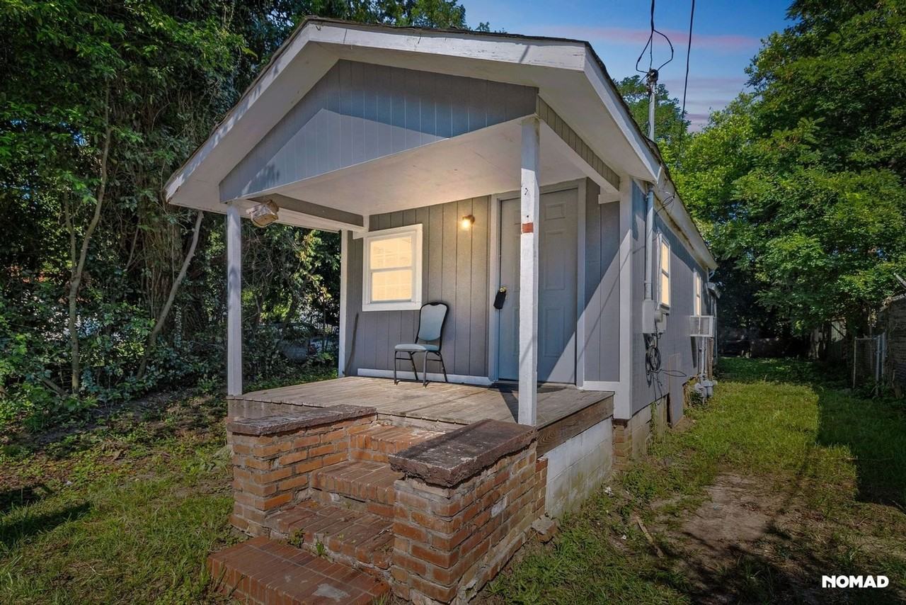 1012 Pine St - Photo 2 of 14