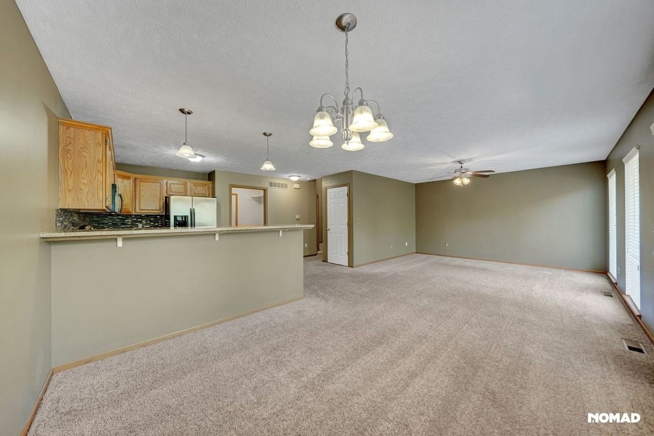 8514 Dewitt Rd - Photo 7 of 28