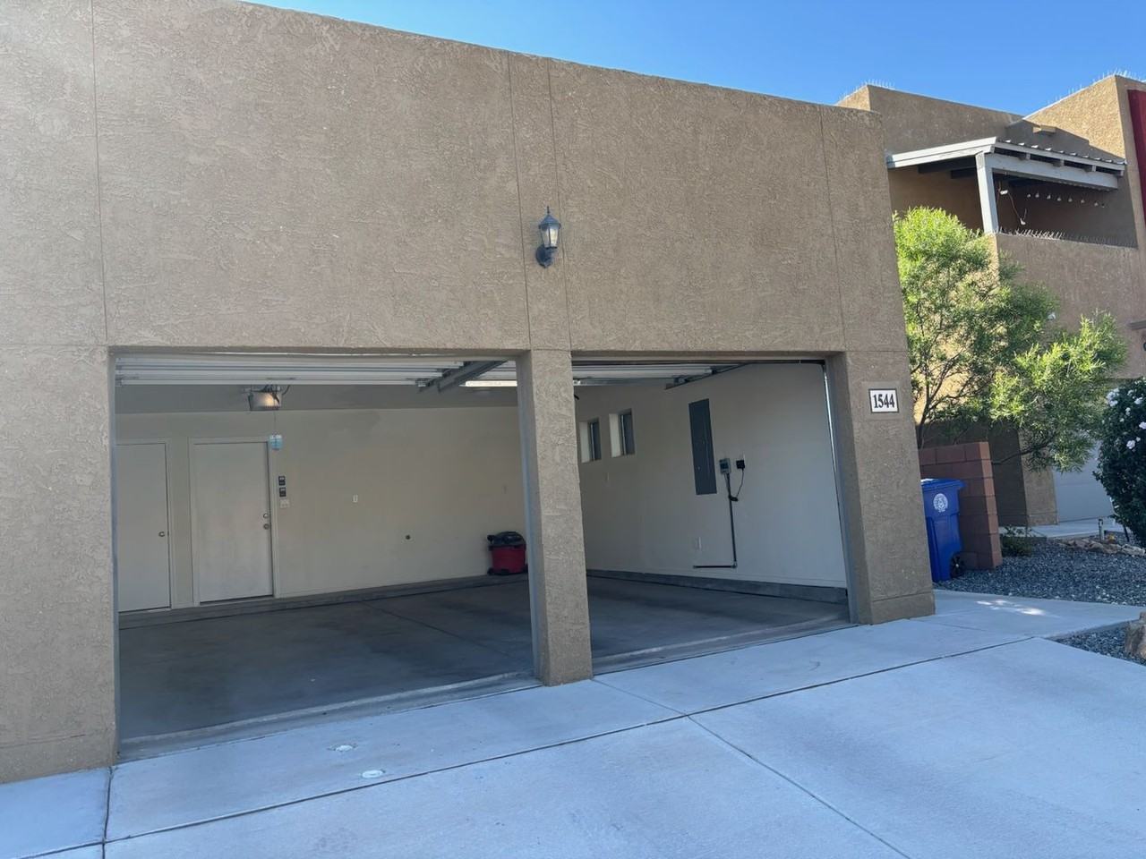 1544 Volponi Dr Se - Photo 2 of 46