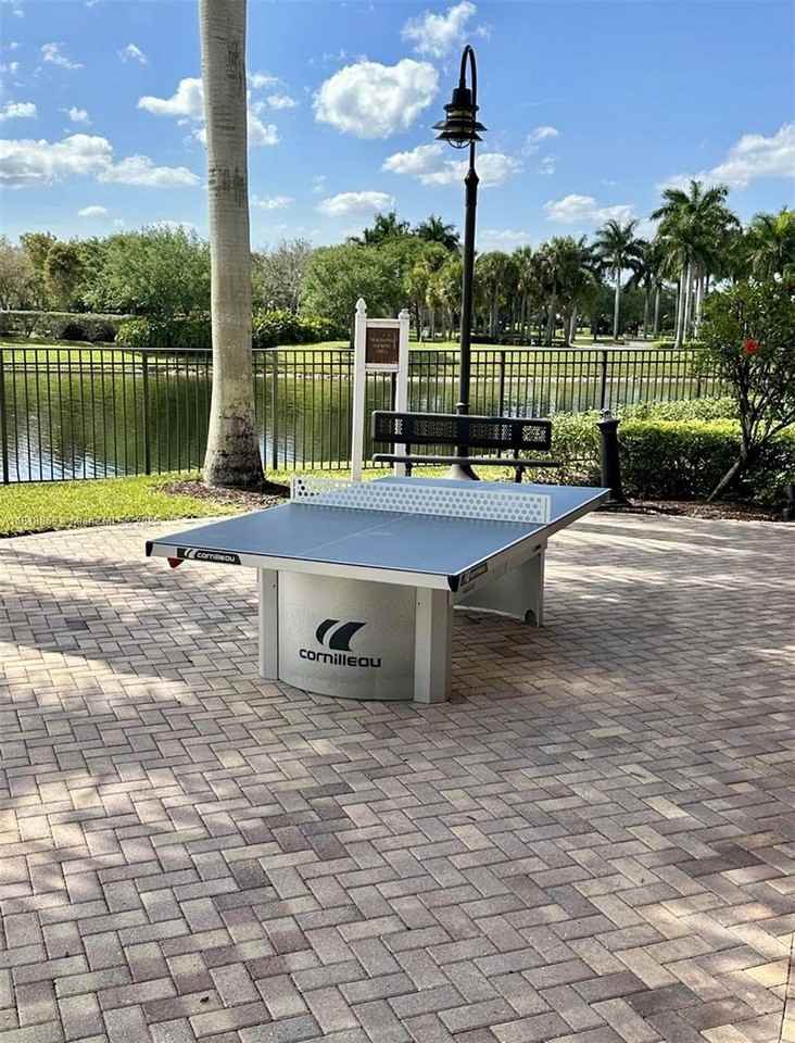 Nw 127th Ln - Photo 2 of 26