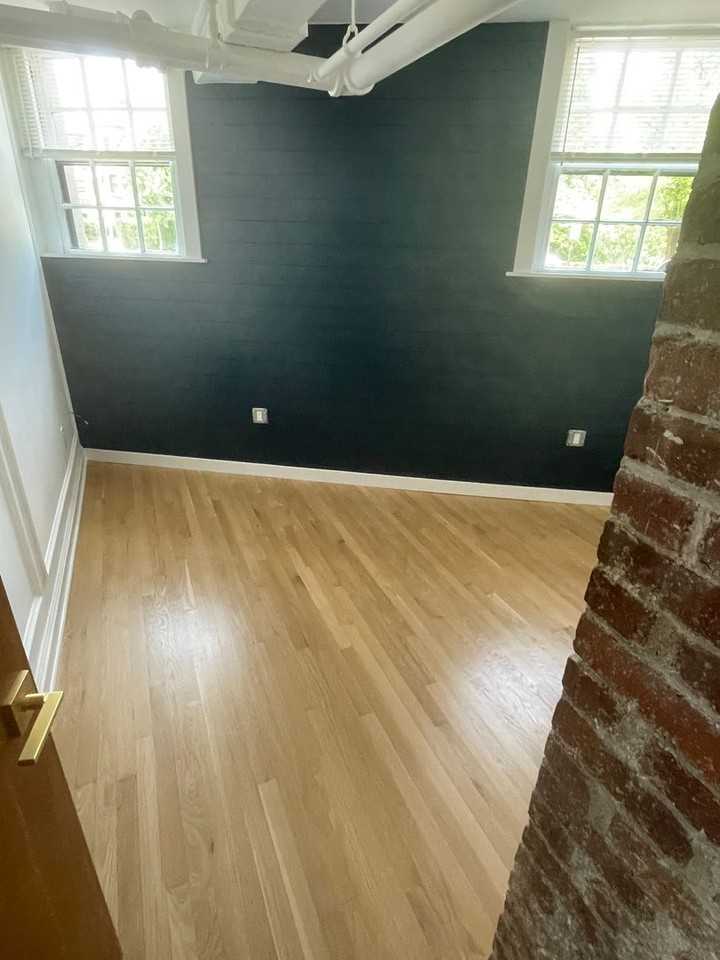 172 Winthrop Road - Photo 4 of 7