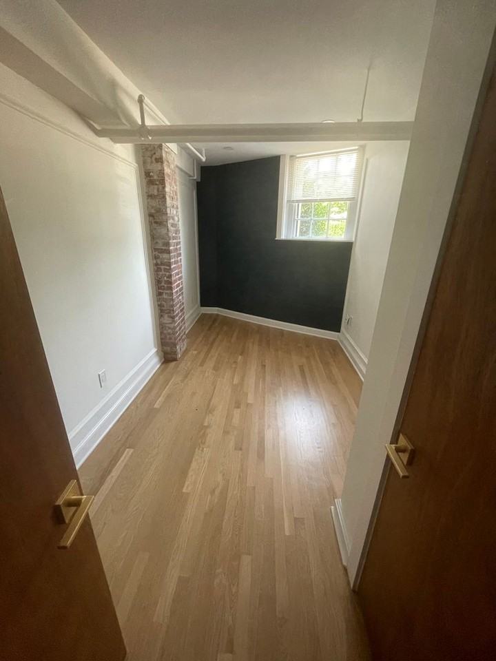 172 Winthrop Road - Photo 6 of 7