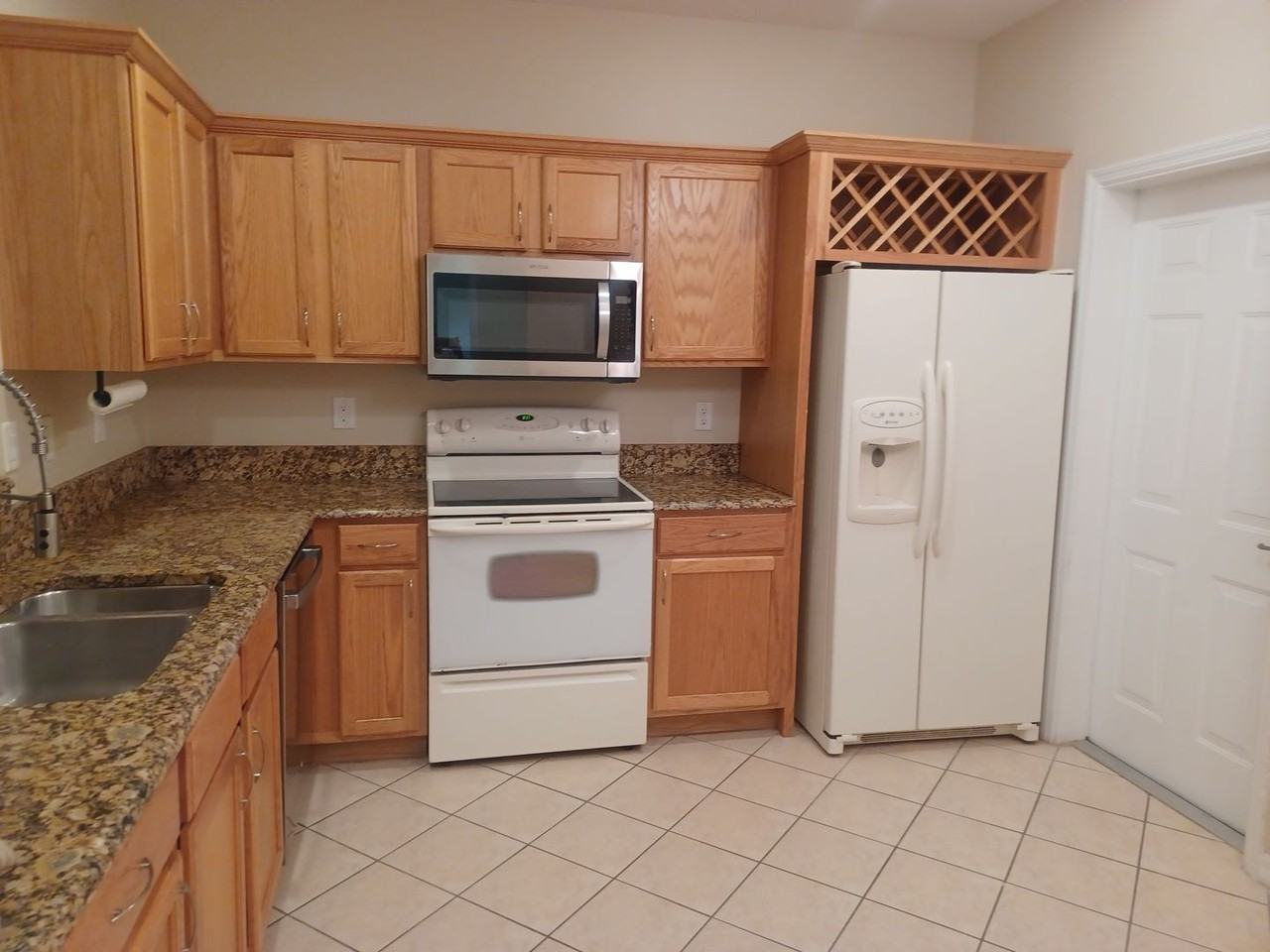 3345 Antica St - Photo 7 of 24