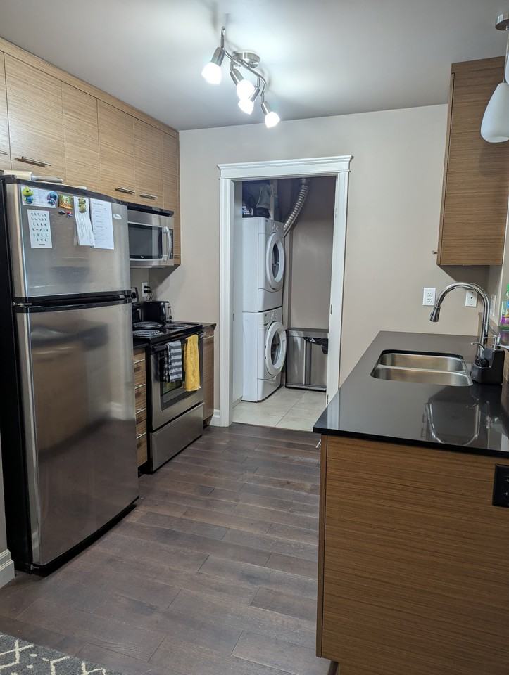 2337 Atkins Avenue - Photo 3 of 9