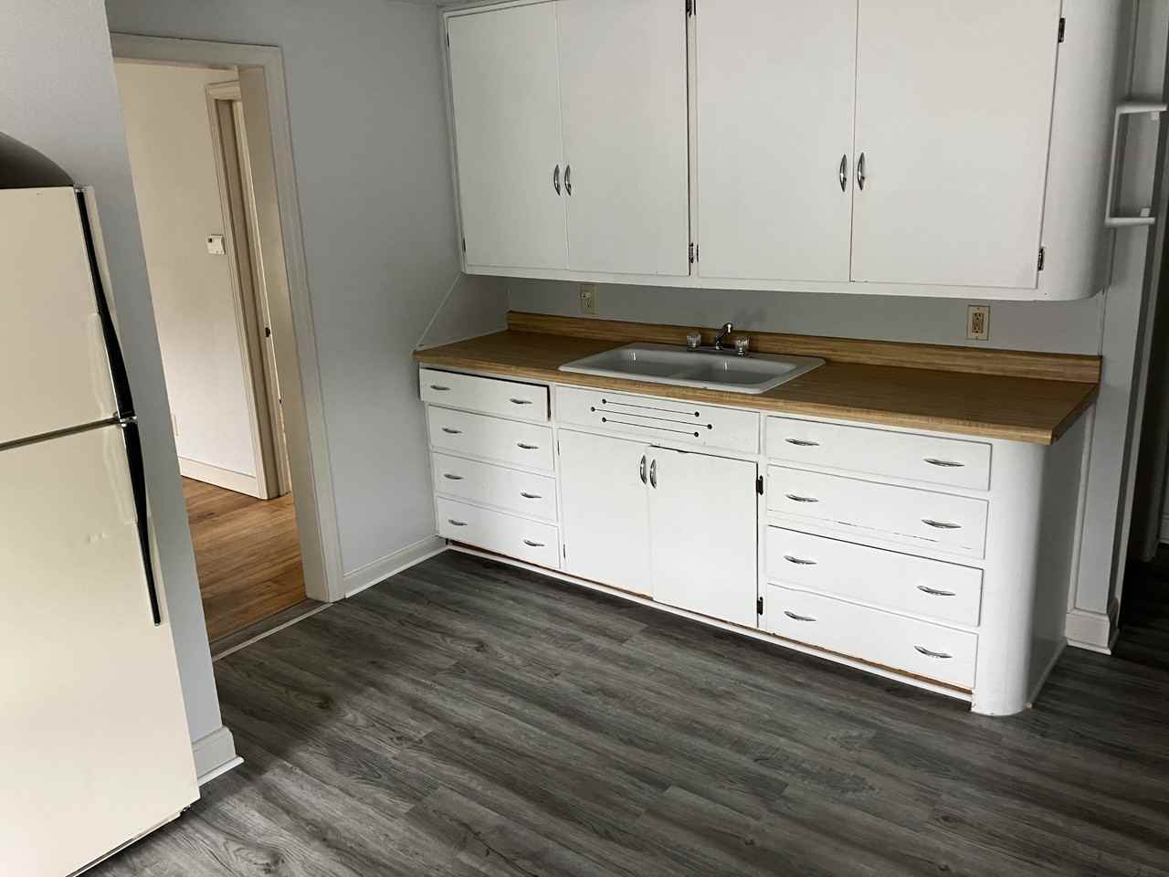 214 N 14th St - Photo 2 of 9