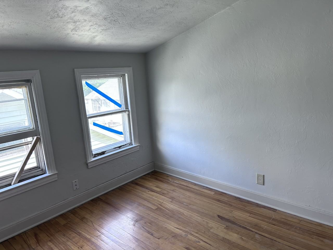 214 N 14th St - Photo 3 of 9