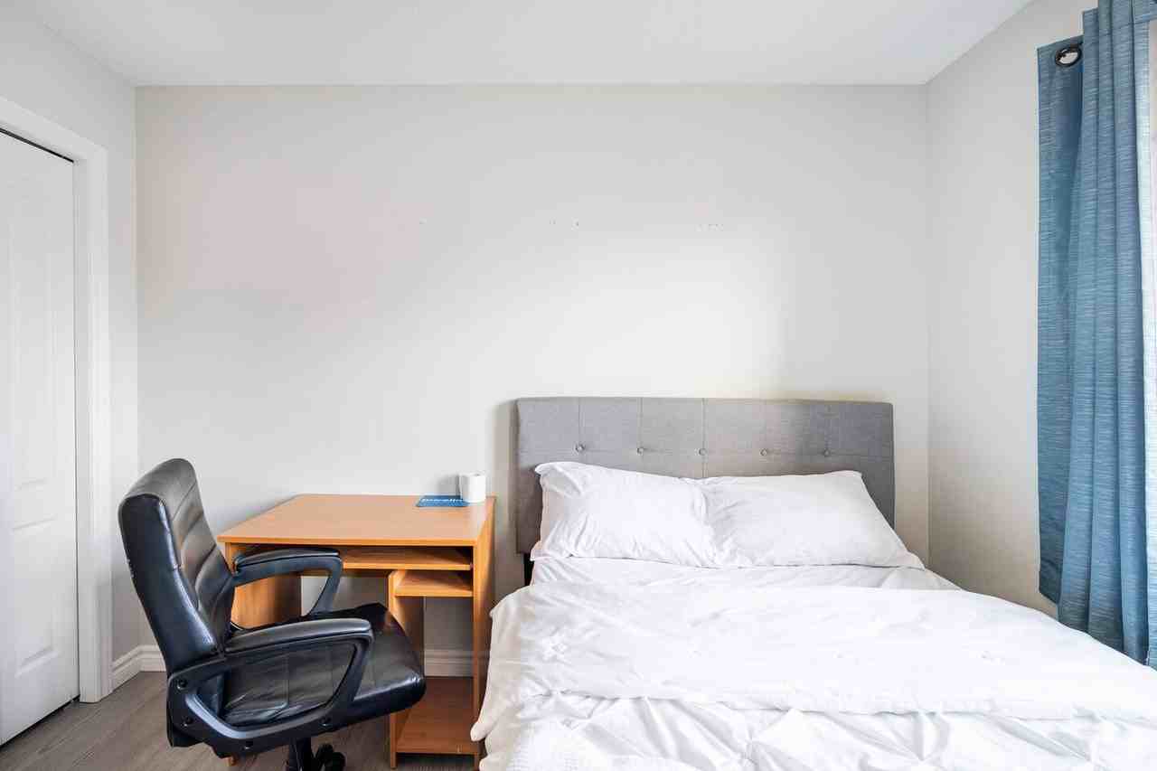 76 Curzon Crescent - Photo 2 of 41