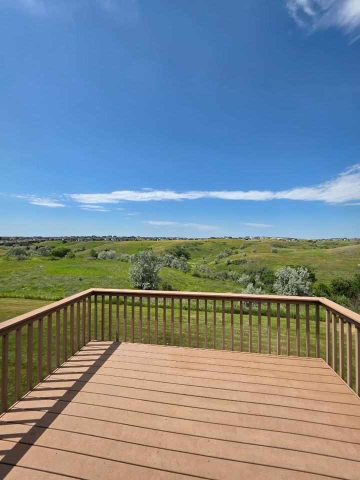 1628 Valley Dr - Photo 5 of 20