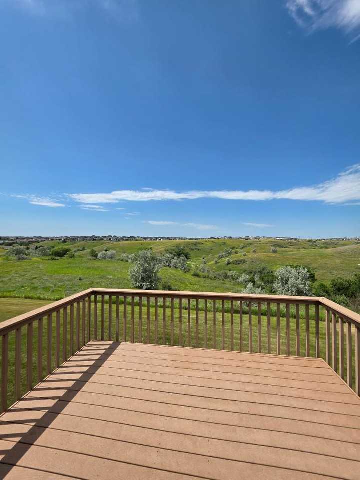 1628 Valley Dr - Photo 6 of 20