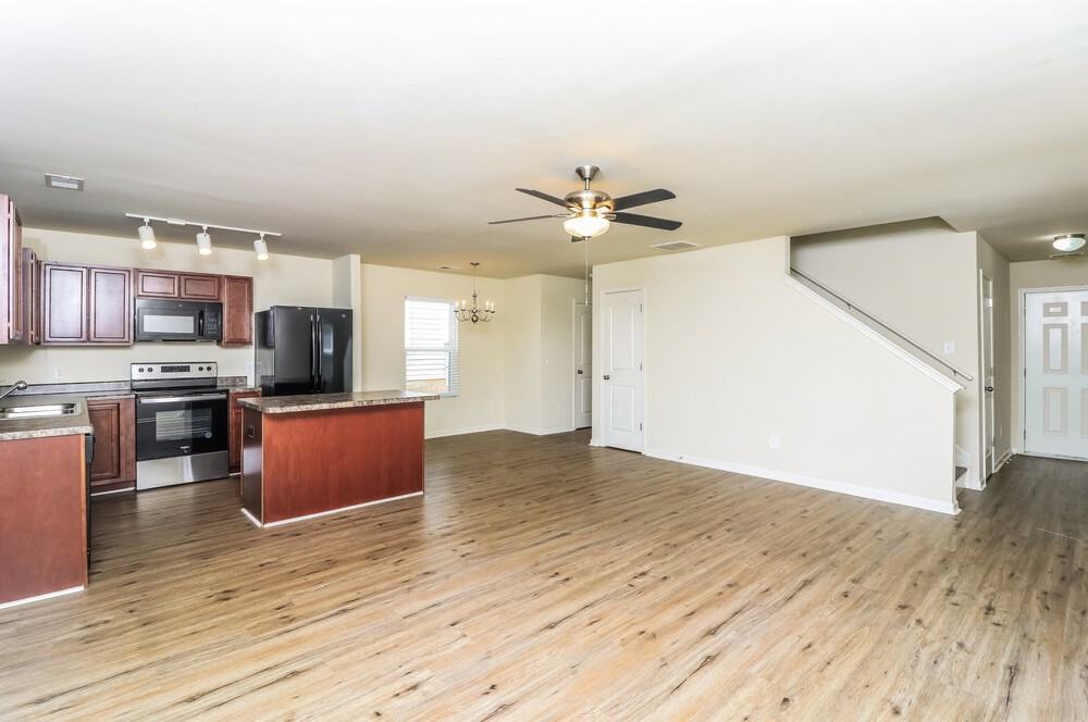 58 Sharp Way - Photo 6 of 17