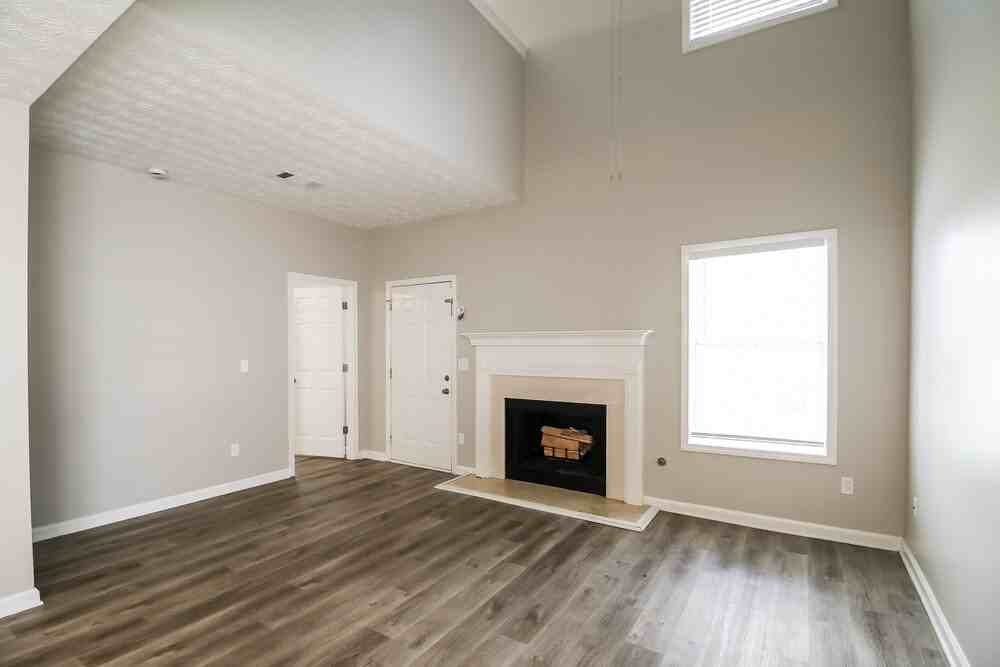 7567 Winderemere Park - Photo 7 of 17