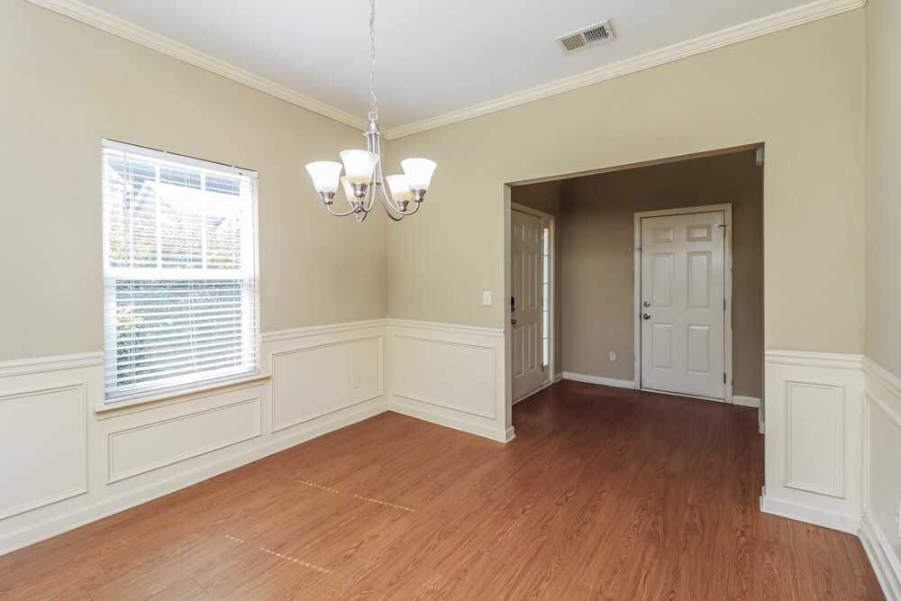 66 Crescent Woode Way - Photo 7 of 17