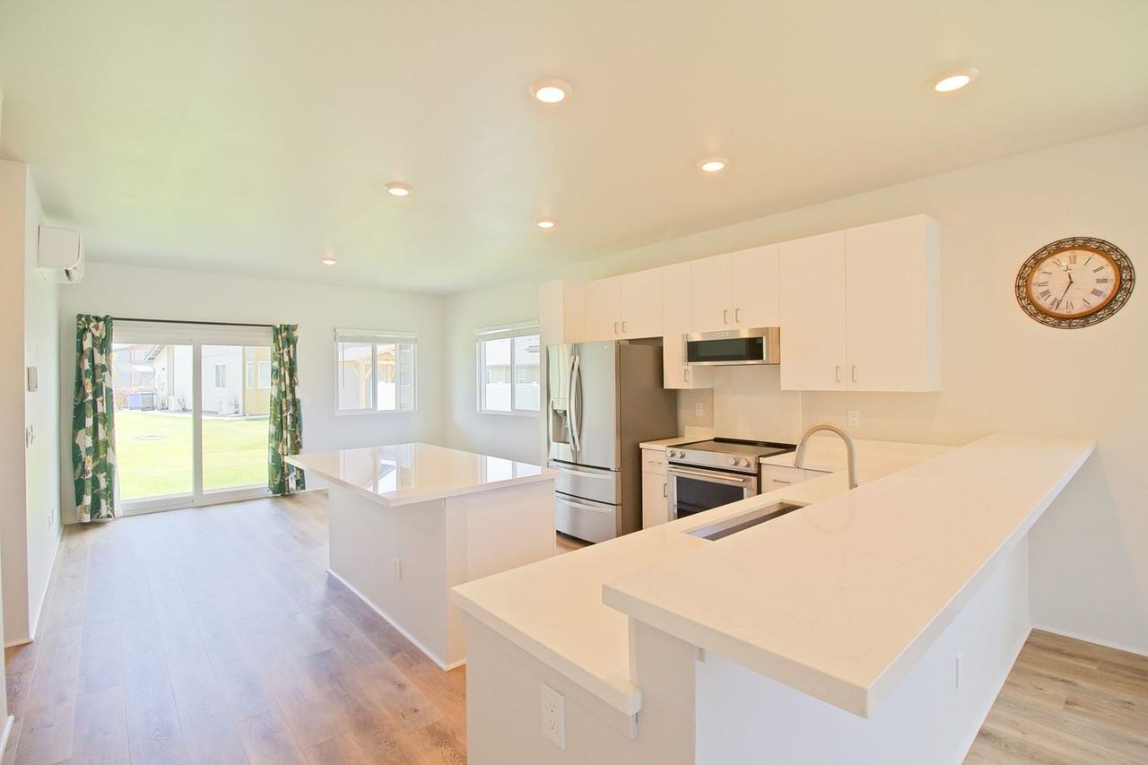 91-1769 Kohanahana Loop - Photo 3 of 19