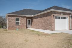 566 Pineview Ln - Photo 1 of 1