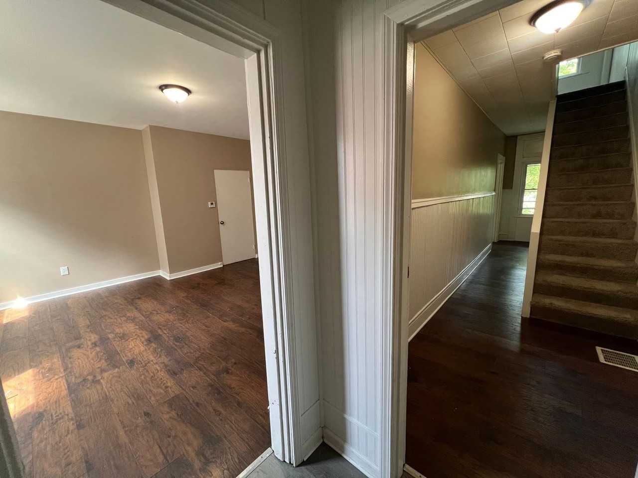 1104 Brabec St - Photo 2 of 37