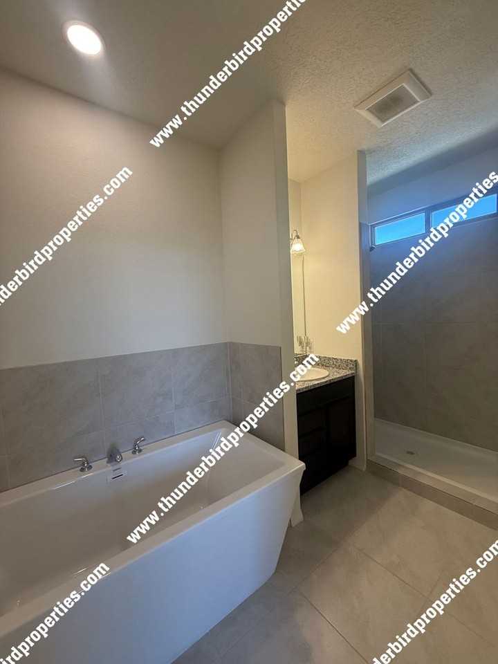 2529 Camino Plata Loop Ne - Photo 7 of 15